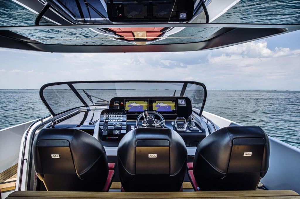 Cranchi A46 Luxury Tender