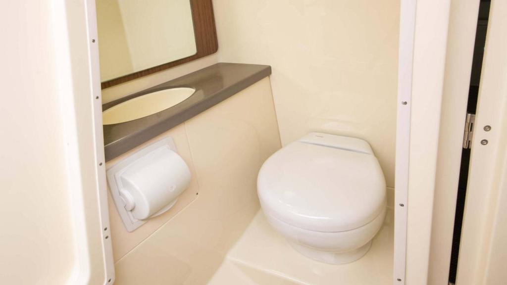 Chris Craft Calypso 24