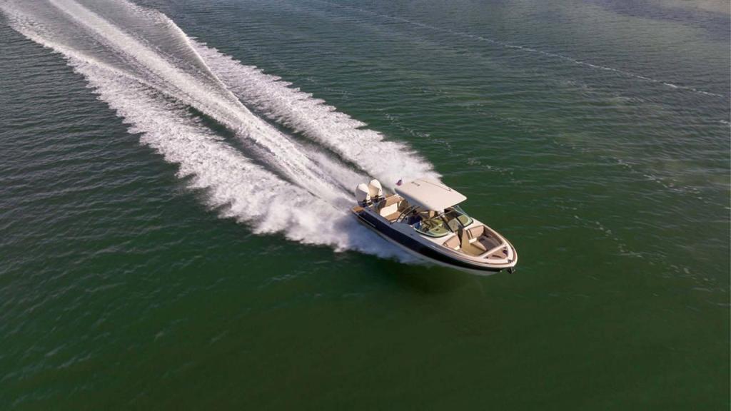 Chris Craft Calypso 28