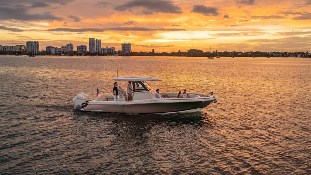 Chris Craft Catalina 30