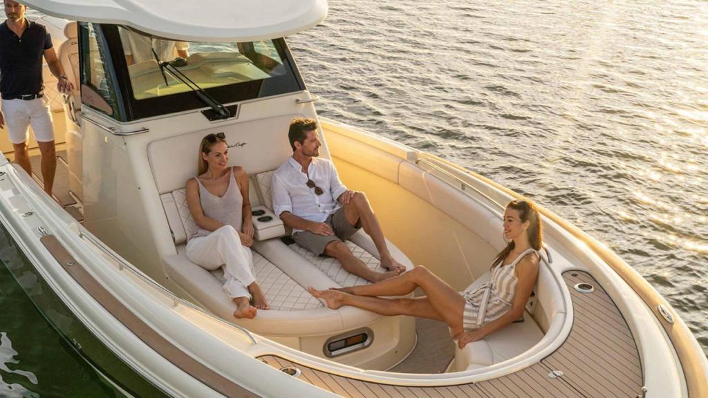 Chris Craft Catalina 30