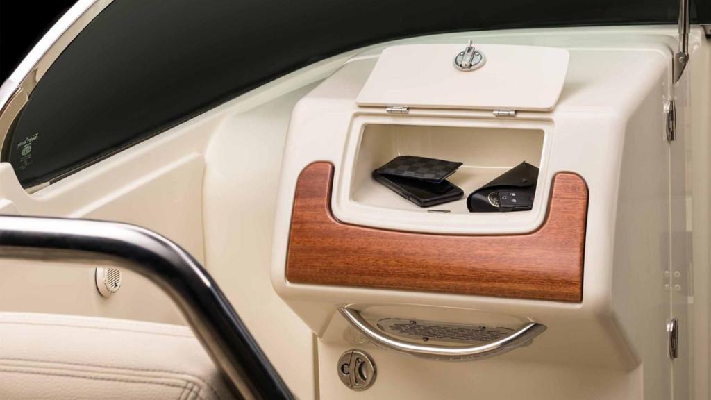 Chris Craft Launch 28 GT