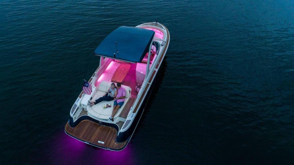 Chris Craft Launch 31 GT