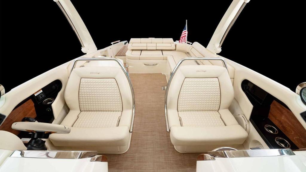 Chris Craft Launch 31 GT