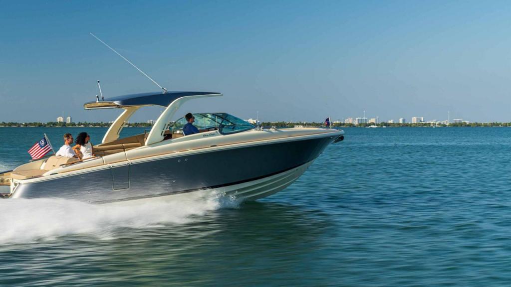 Chris Craft Launch 35 GT