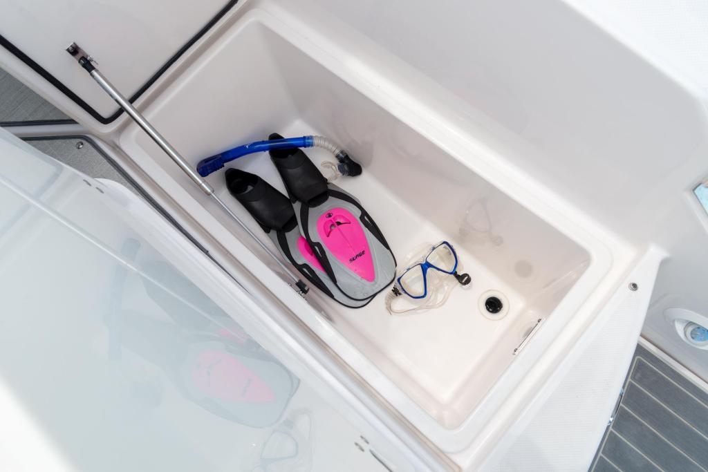 Regal 36 Grande Coupe