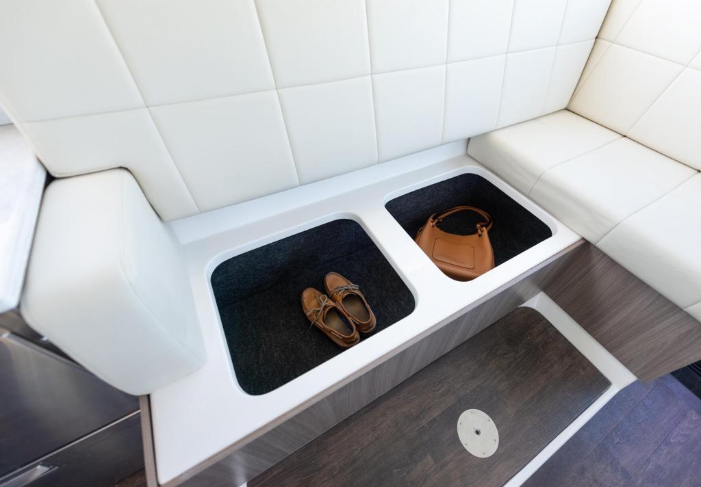 Regal 38 Grande Coupe