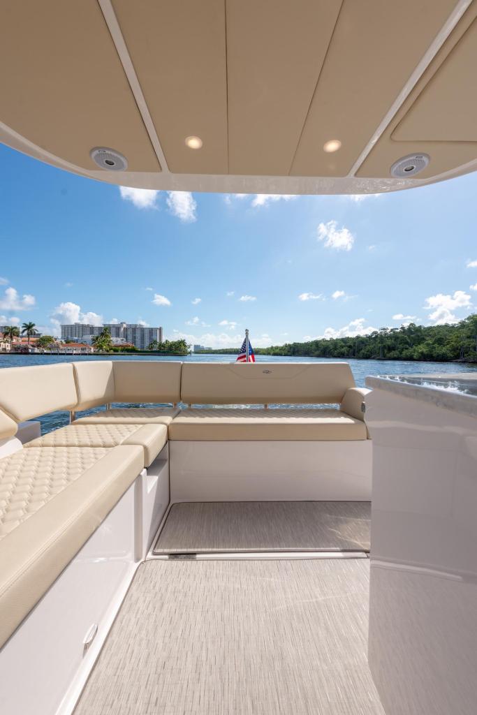 Regal 38 Grande Coupe