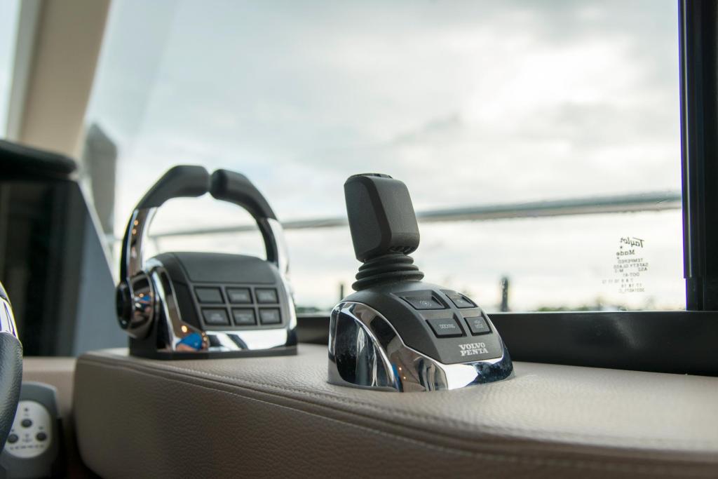 Regal 42 Grande Coupe