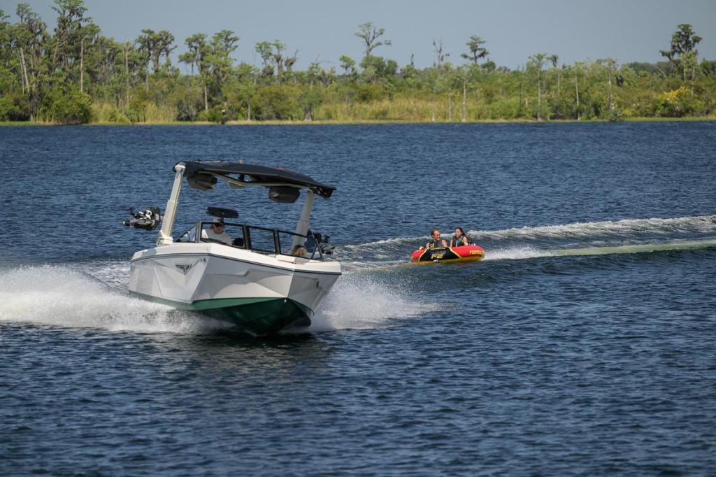 Nautique Super Air Nautique S23