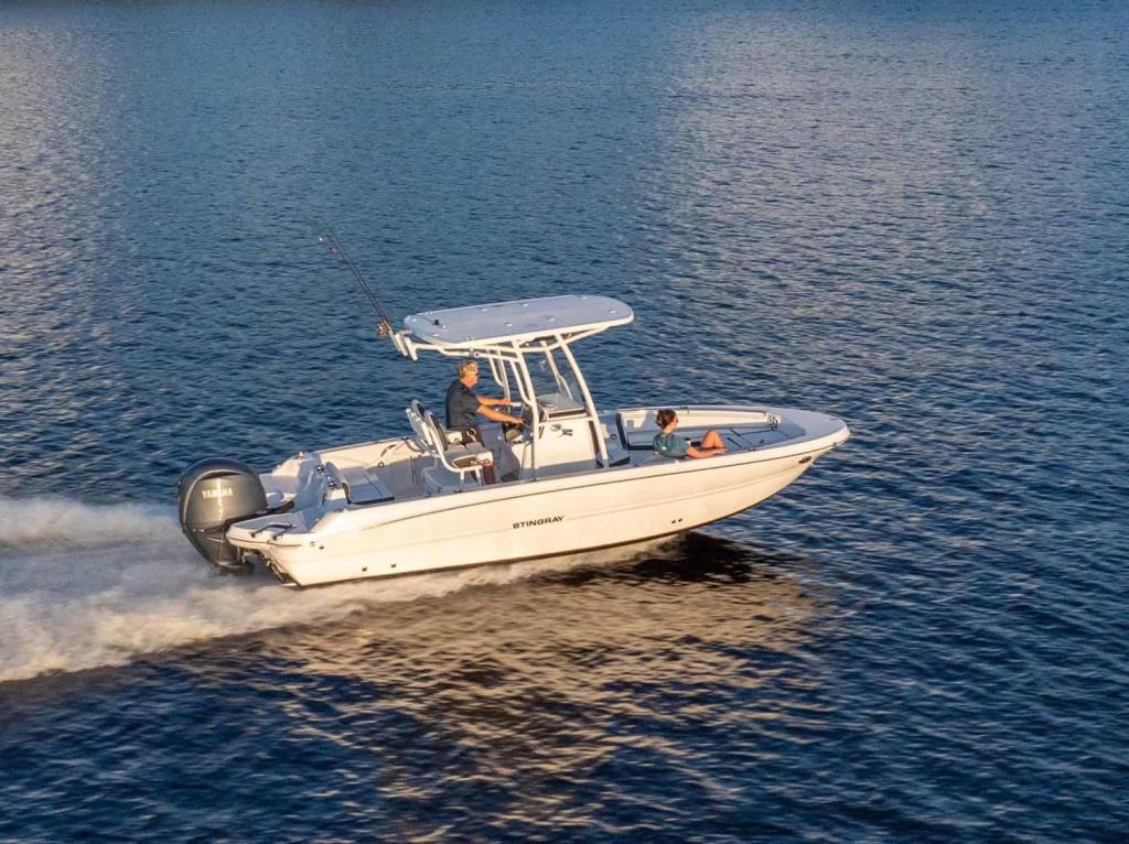 Stingray 236CC