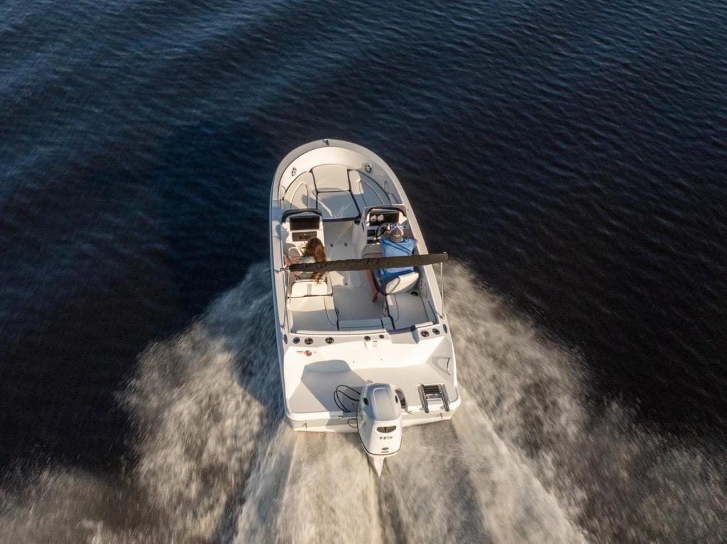 Stingray 172DC