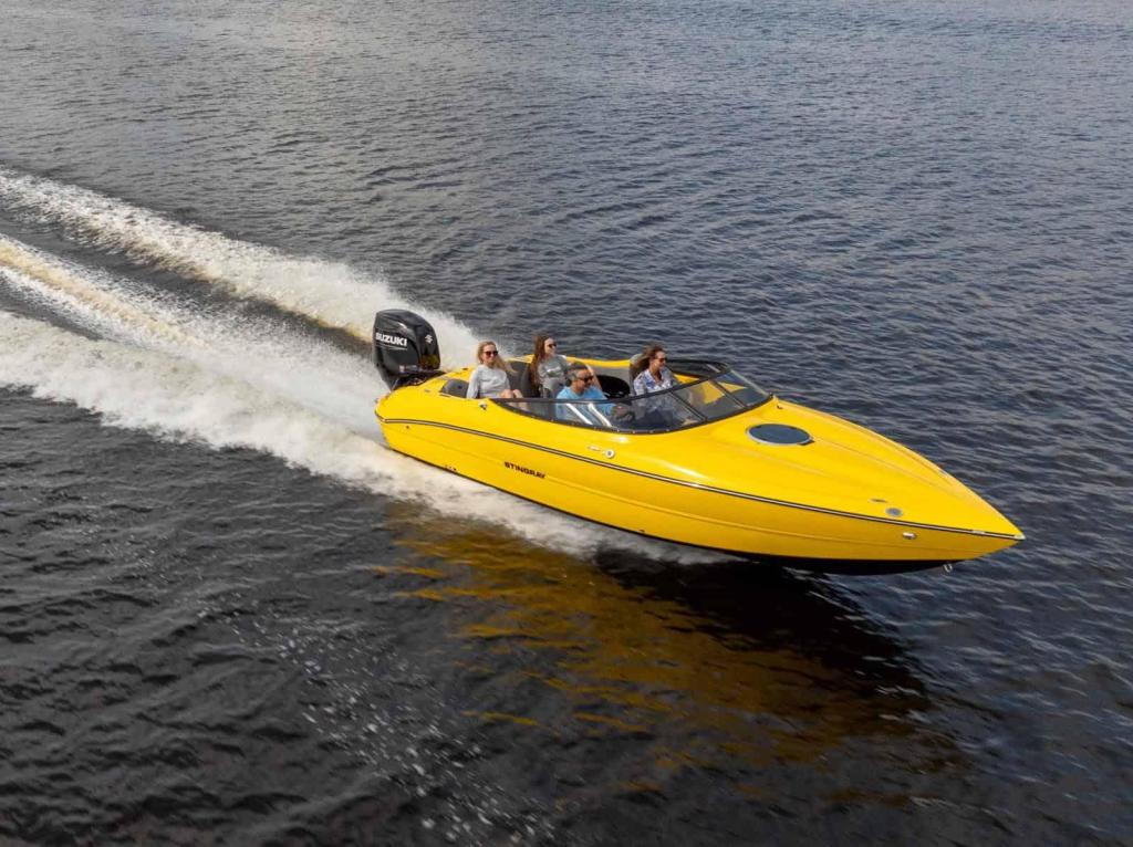 Stingray 23 OCX
