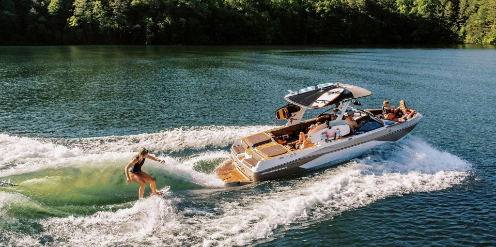Malibu 23 LSV