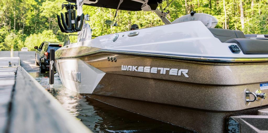 Malibu 23 LSV