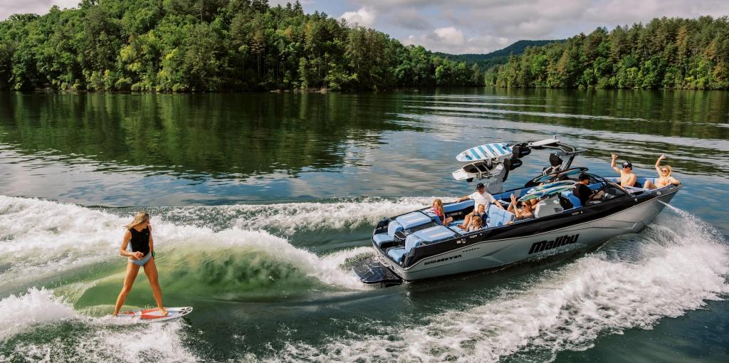 Malibu 26 LSV