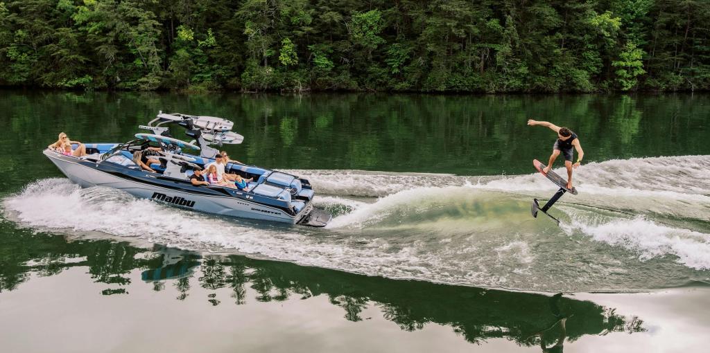 Malibu 26 LSV