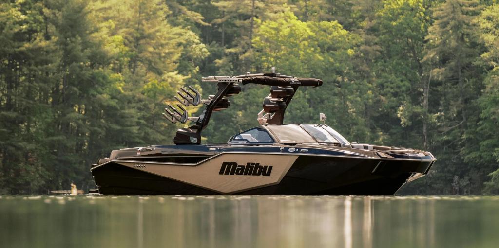 Malibu M242