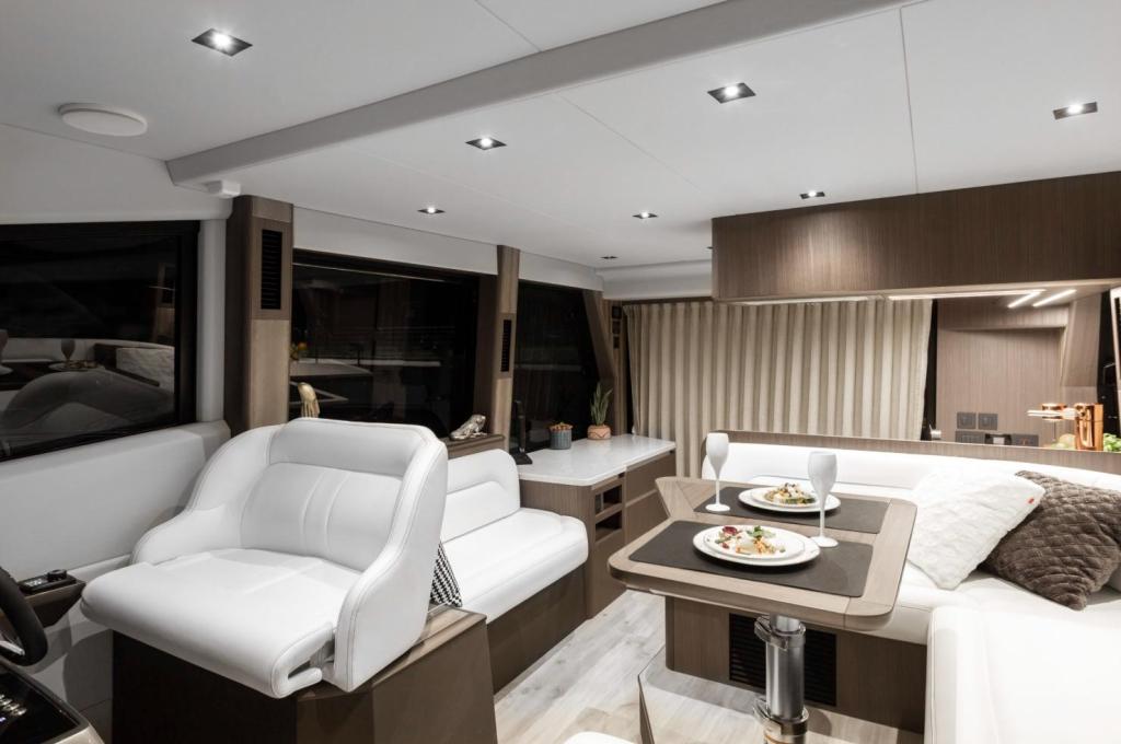 Galeon 480 Fly