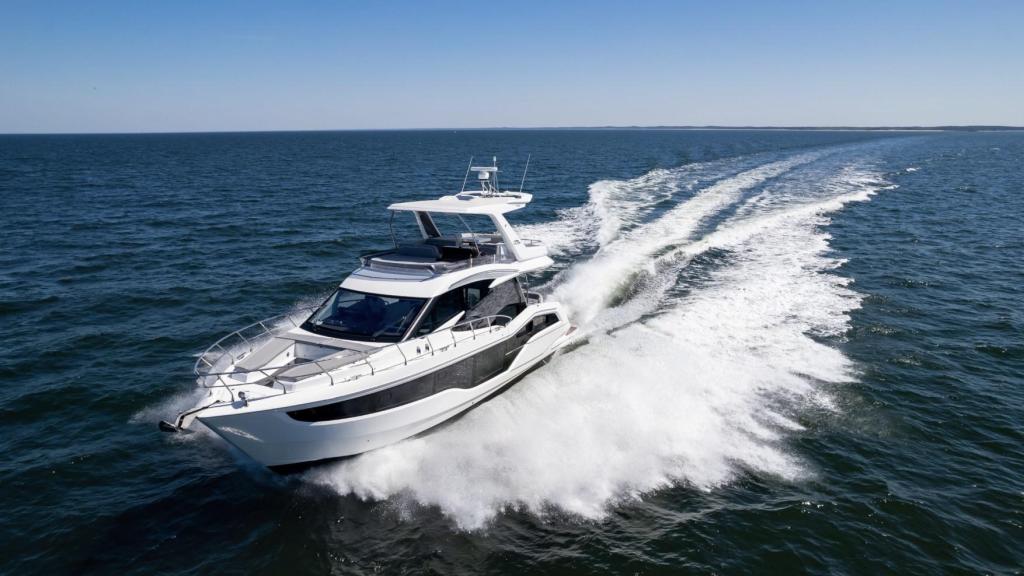 Galeon 500 Fly