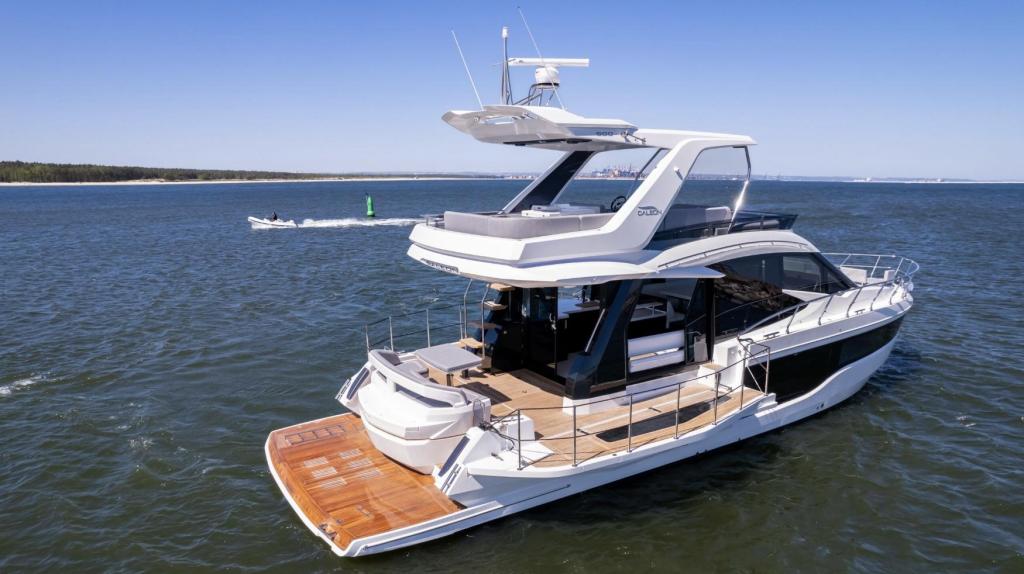 Galeon 500 Fly