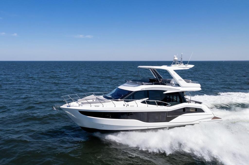 Galeon 500 Fly