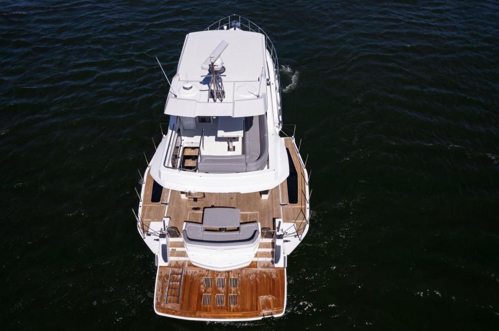 Galeon 500 Fly