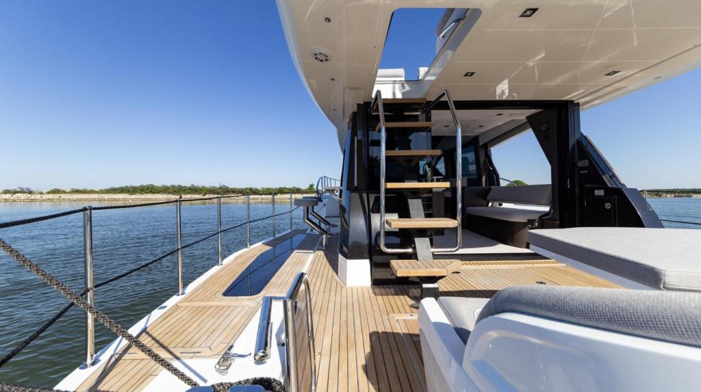 Galeon 500 Fly