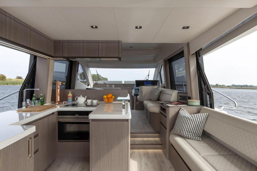 Galeon 500 Fly