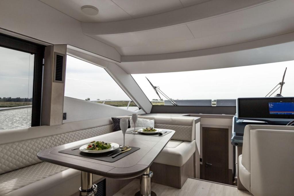 Galeon 500 Fly