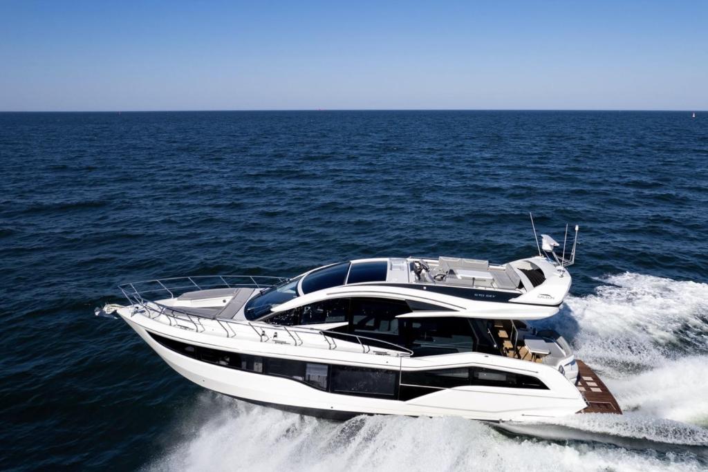 Galeon 510 Skydeck