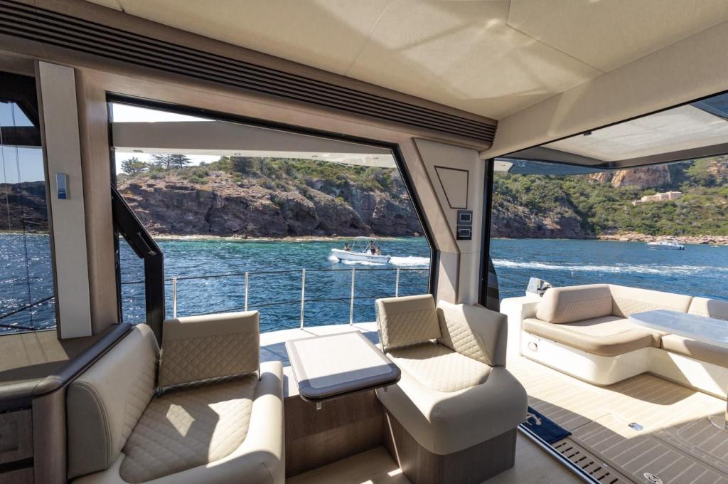 Galeon 560 Fly