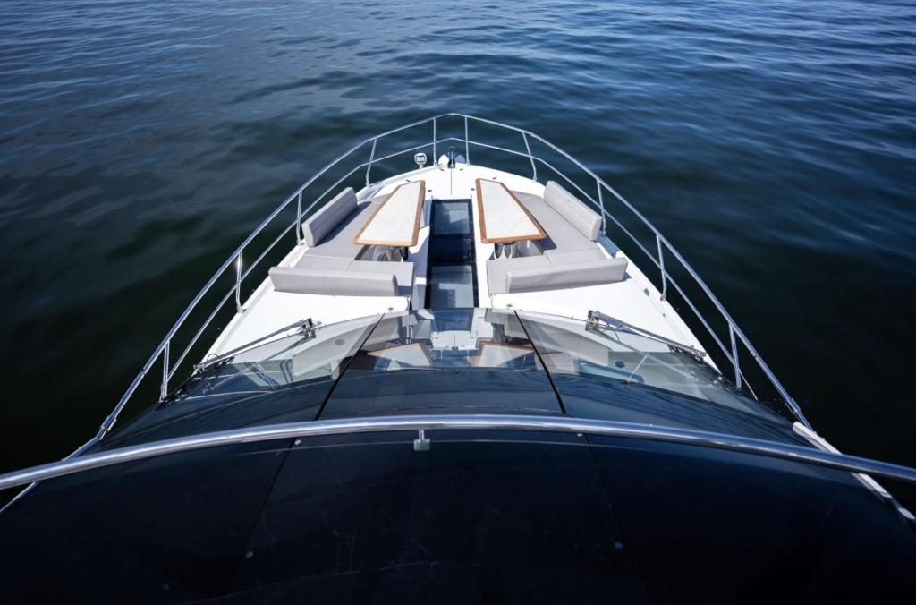 Galeon 640 Fly