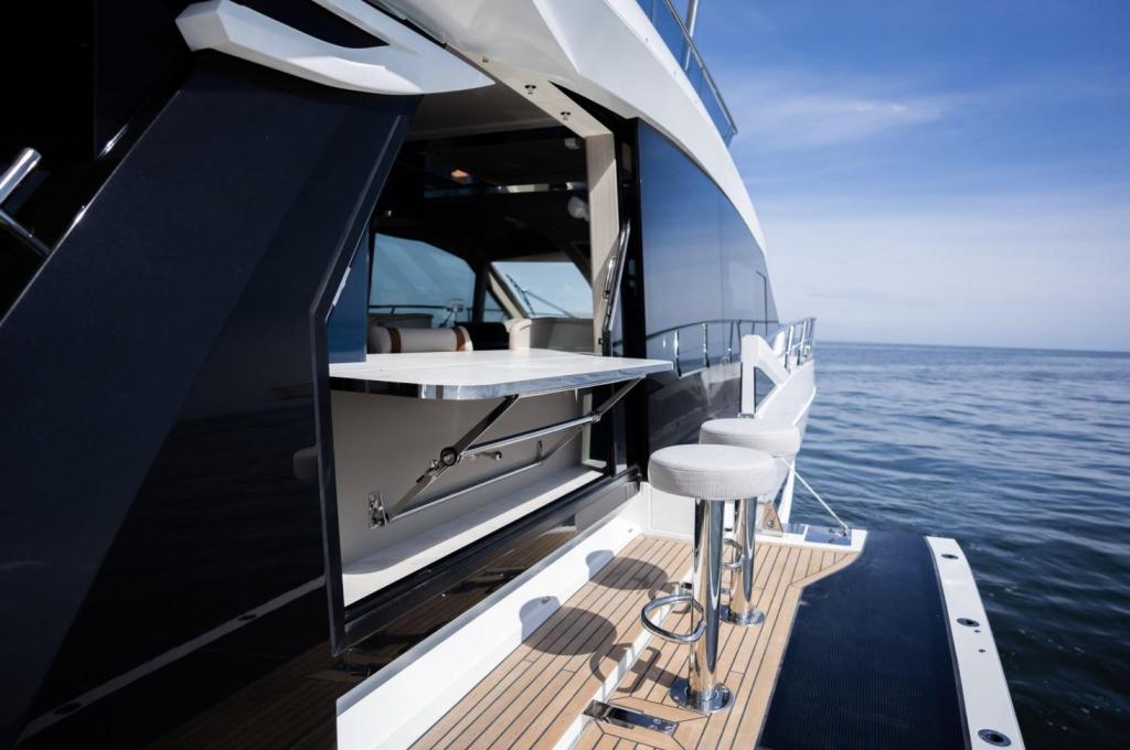 Galeon 640 Fly