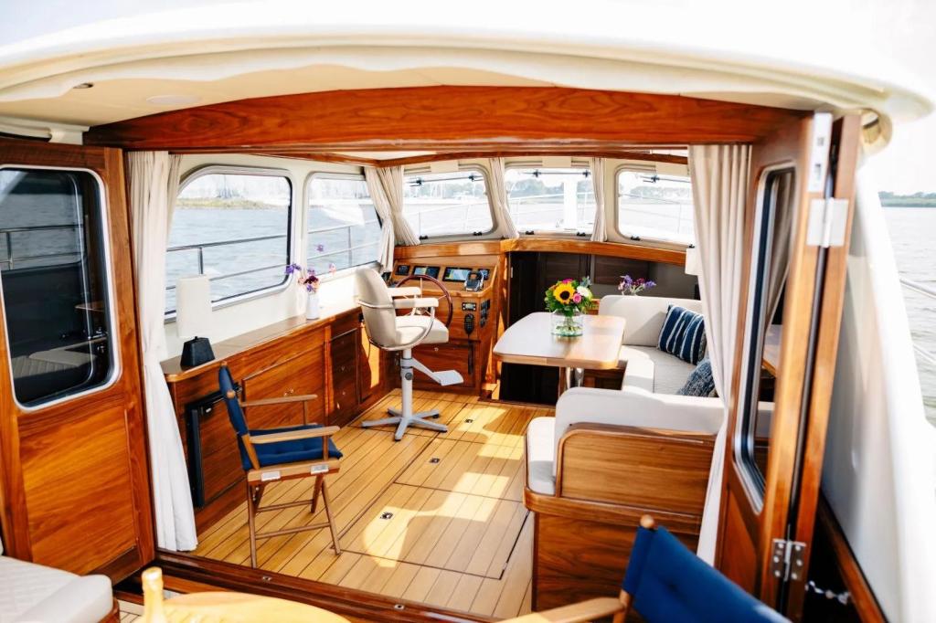 Pikmeerkruiser 44&rsquo; Open Cockpit