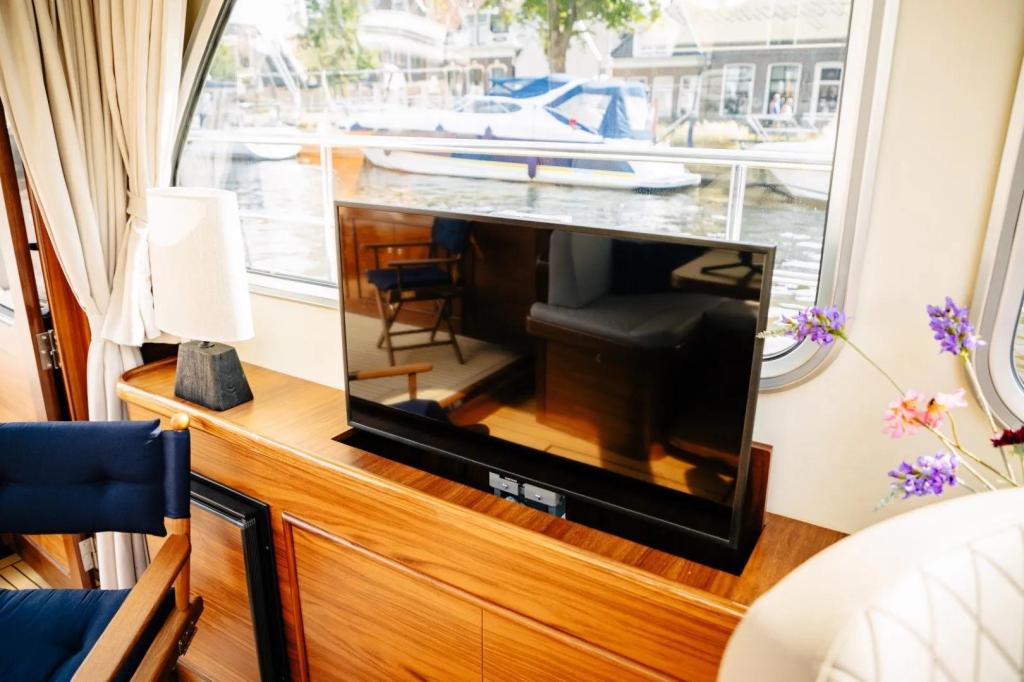 Pikmeerkruiser 44&rsquo; Open Cockpit