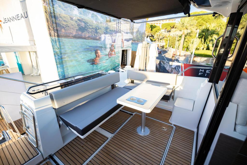 Jeanneau Merry Fisher 895 Sport