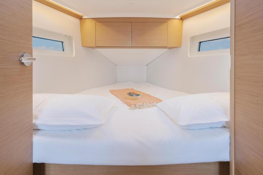 Jeanneau Sun Odyssey 350
