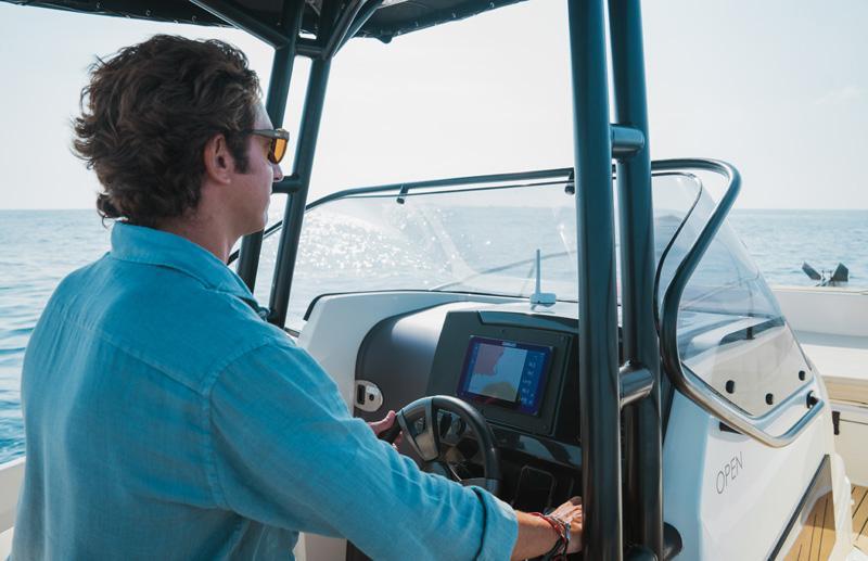 Quicksilver 705 Open