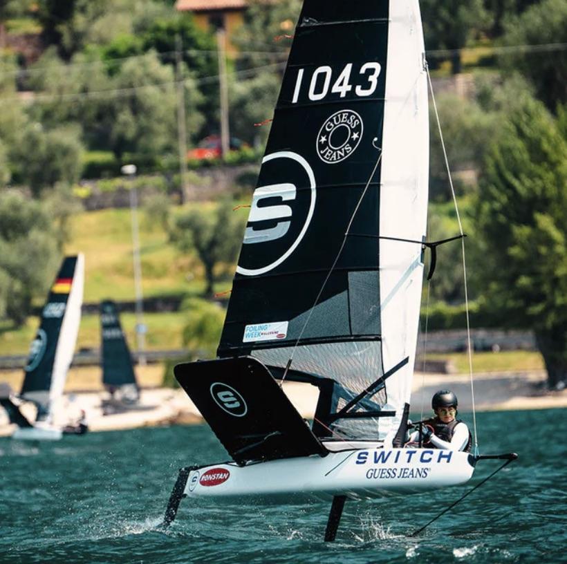 Melges Switch