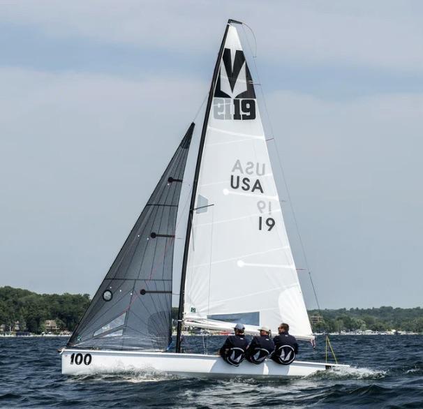 Melges 19