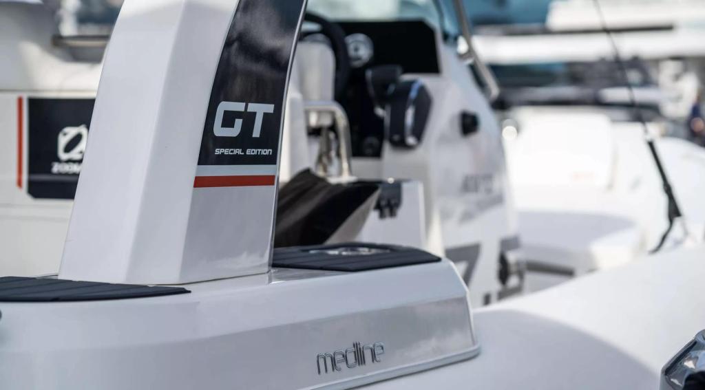 Zodiac Medline 7.5 GT