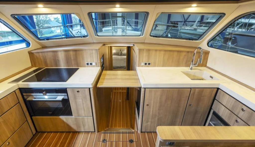 Linssen Grand Sturdy 500 AC Variotop