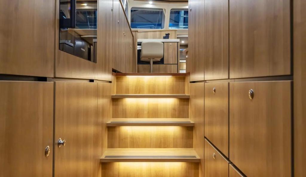 Linssen Grand Sturdy 500 AC Variotop