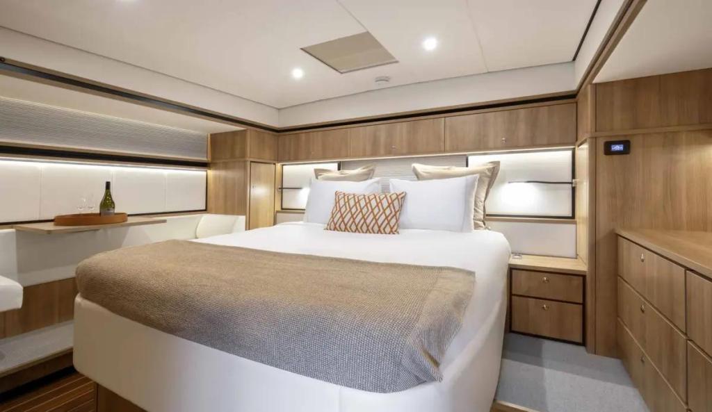 Linssen Grand Sturdy 550 AC Variotop