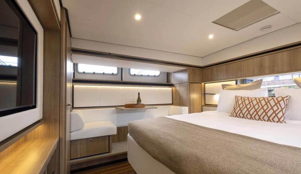 Linssen Grand Sturdy 550 AC Variotop