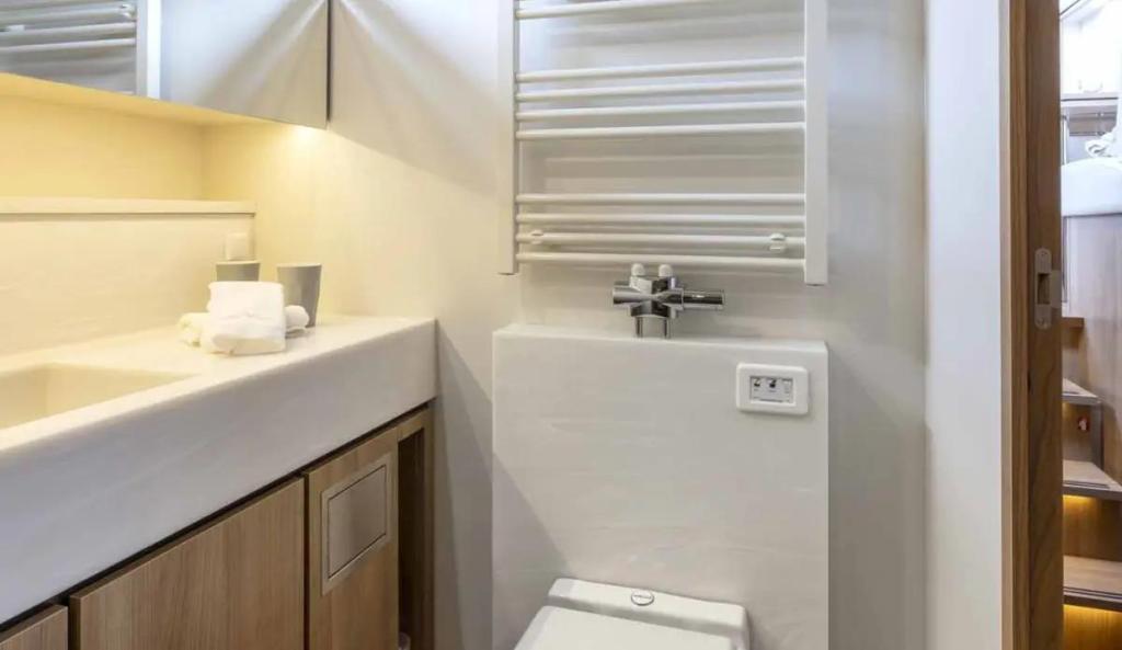 Linssen Grand Sturdy 550 AC Variotop