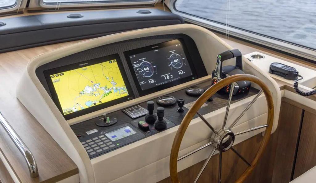 Linssen Grand Sturdy 550 AC Variotop