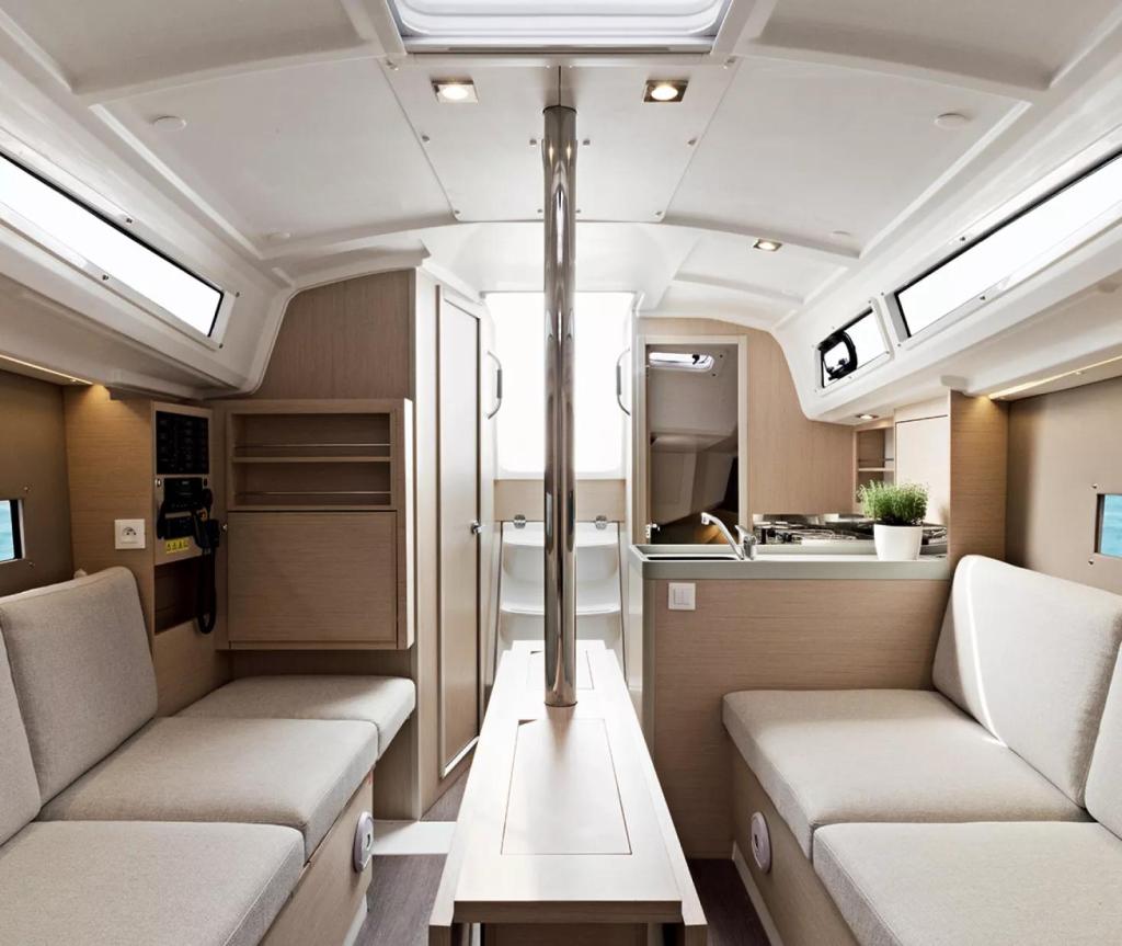 Beneteau Oceanis 30.1