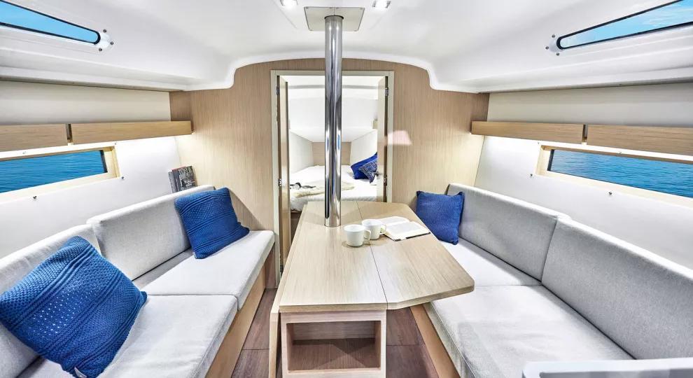 Beneteau Oceanis 34.1